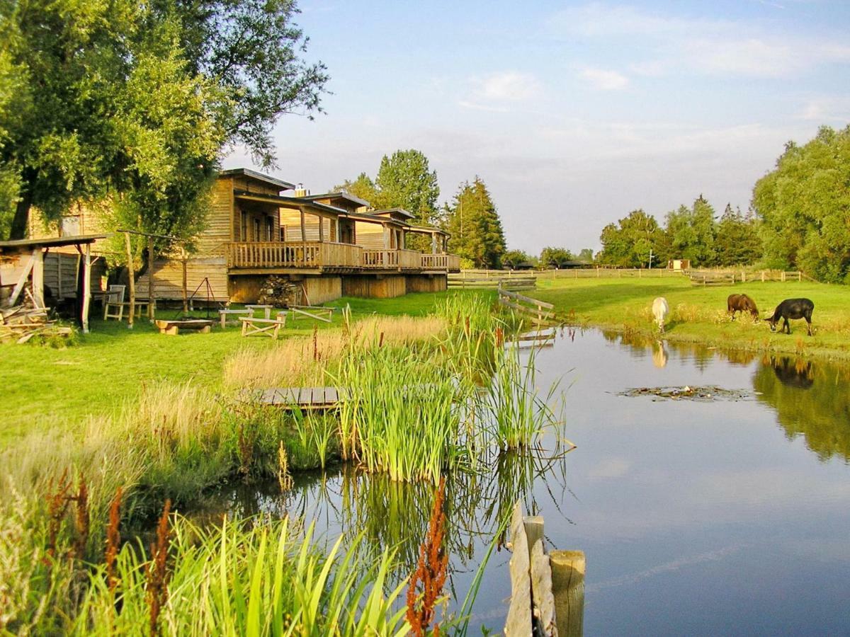 Horse Lake Ranch Neuendorf  Екстериор снимка