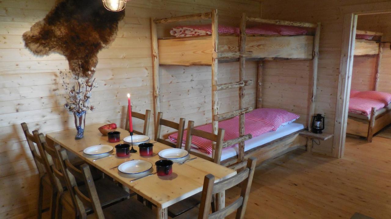 Horse Lake Ranch Neuendorf  Екстериор снимка